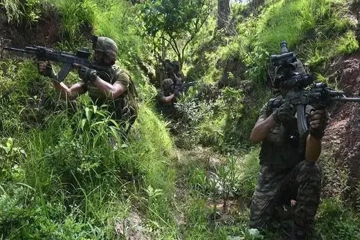 अमरनाथ यात्रा पर मंडरा रहा आतंकी खतरा, उधमपुर के जंगलों में जैश का एक आतंकी ढेर